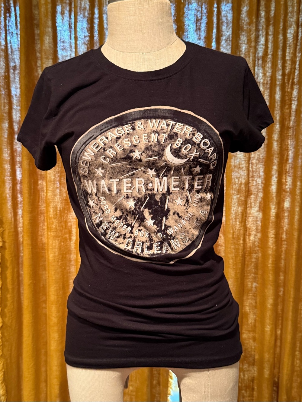 Black Graphic Crewneck Tee - New Orleans